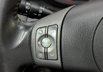 Подержанный автомобиль Toyota RAV4 2007 года (24 фото)