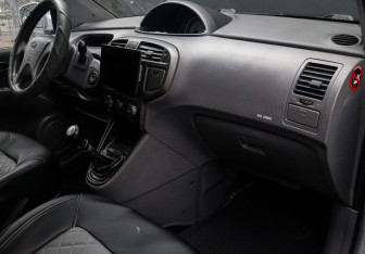 Подержанный автомобиль Hyundai Matrix 2006 года (9 фото)