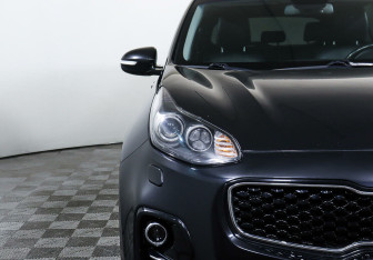 Подержанный автомобиль Kia Sportage 2018 года (7 фото)