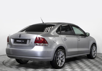 Подержанный автомобиль Volkswagen Polo Sedan 2011 года (5 фото)
