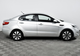 Подержанный автомобиль Kia Rio Sedan 2013 года (4 фото)