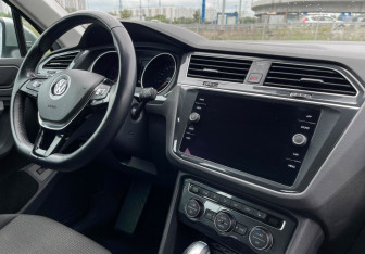 Подержанный автомобиль Volkswagen Tiguan 2020 года (9 фото)