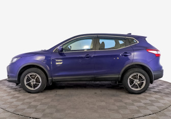 Подержанный автомобиль Nissan Qashqai 2018 года (8 фото)