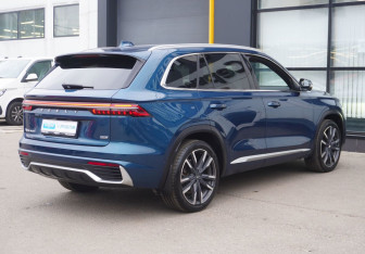 Подержанный автомобиль Geely Monjaro 2023 года (5 фото)