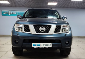 Подержанный автомобиль Nissan Pathfinder 2008 года (2 фото)