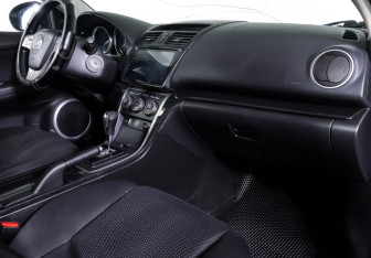 Подержанный автомобиль Mazda 6 Sedan 2008 года (10 фото)