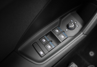 Подержанный автомобиль Audi A3 Hatchback 2021 года (15 фото)