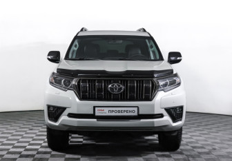 Подержанный автомобиль Toyota Land Cruiser Prado 2020 года (2 фото)