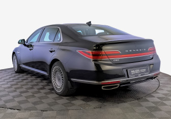 Подержанный автомобиль Genesis G90 2021 года (7 фото)