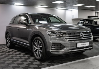 Новый Volkswagen Touareg 2024 (3 фото)