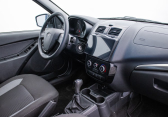 Подержанный автомобиль LADA (ВАЗ) Granta Liftback 2025 года (10 фото)