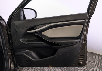 Подержанный автомобиль LADA (ВАЗ) Vesta Wagon 2019 года (25 фото)