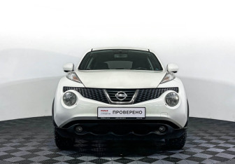 Подержанный автомобиль Nissan Juke 2011 года (2 фото)