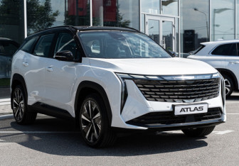 Новый Geely Atlas 2026 (8 фото)
