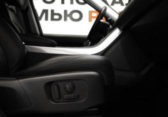 Подержанный автомобиль Land Rover Range Rover Sport 2020 года (30 фото)