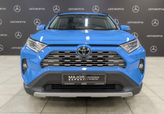 Подержанный автомобиль Toyota RAV4 2020 года (2 фото)