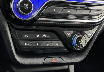 Подержанный автомобиль Changan Alsvin 2023 года (21 фото)