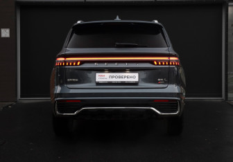 Подержанный автомобиль Geely Monjaro 2023 года (6 фото)