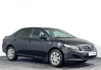 Подержанный автомобиль Toyota Corolla Sedan 2008 года (3 фото)