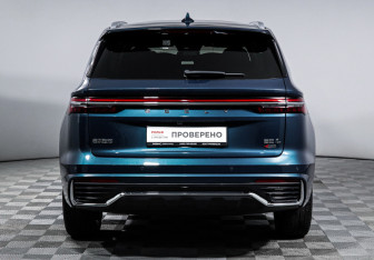 Подержанный автомобиль Geely Monjaro 2023 года (6 фото)