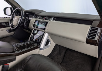 Подержанный автомобиль Land Rover Range Rover 2021 года (13 фото)