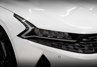 Подержанный автомобиль Kia K5 2021 года (17 фото)