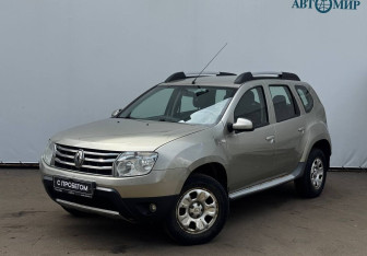 Подержанный автомобиль Renault Duster 2014 года (1 фото)