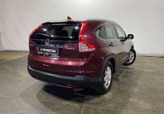 Подержанный автомобиль Honda CR-V 2014 года (6 фото)