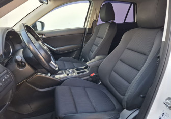 Подержанный автомобиль Mazda CX-5 2015 года (10 фото)