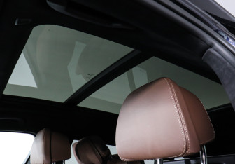 Подержанный автомобиль BMW X7 2019 года (24 фото)