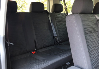 Подержанный автомобиль Volkswagen Caravelle 2021 года (11 фото)