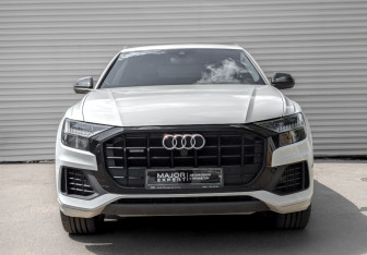 Подержанный автомобиль Audi Q8 2019 года (2 фото)