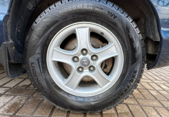 Подержанный автомобиль Hyundai Santa Fe 2007 года (14 фото)