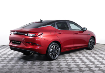 Подержанный автомобиль JAC J7 2021 года (5 фото)