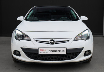Подержанный автомобиль Opel Astra Hatchback 2014 года (2 фото)