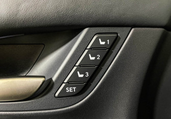 Подержанный автомобиль Lexus LX 2019 года (19 фото)