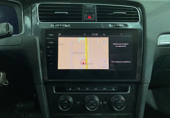 Подержанный автомобиль Volkswagen Golf Hatchback 2018 года (12 фото)