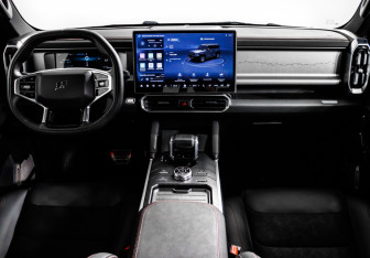 Подержанный автомобиль Jetour T2 2024 года (11 фото)