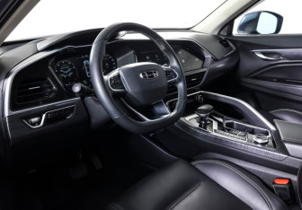 Подержанный автомобиль Geely Tugella 2021 года (17 фото)