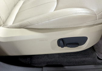 Подержанный автомобиль Land Rover Range Rover Evoque 2018 года (25 фото)