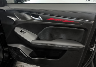 Подержанный автомобиль Haval Jolion 2025 года (25 фото)