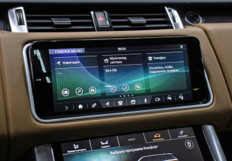 Подержанный автомобиль Land Rover Range Rover Sport 2020 года (19 фото)