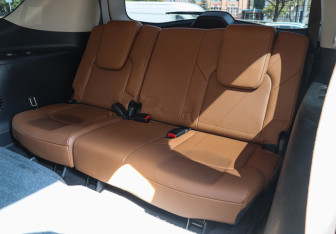 Подержанный автомобиль Infiniti QX80 2020 года (9 фото)
