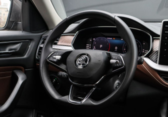 Подержанный автомобиль Skoda Kodiaq 2023 года (13 фото)