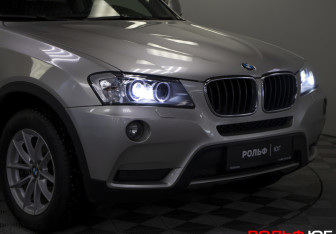 Подержанный автомобиль BMW X3 2012 года (21 фото)