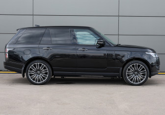 Подержанный автомобиль Land Rover Range Rover 2020 года (4 фото)