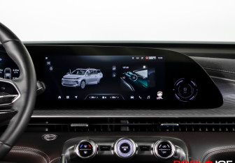 Подержанный автомобиль Exeed TXL 2023 года (16 фото)