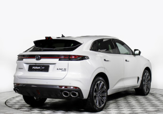 Подержанный автомобиль Changan UNI-K 2024 года (5 фото)