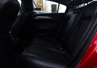 Подержанный автомобиль Mazda 6 Sedan 2019 года (9 фото)