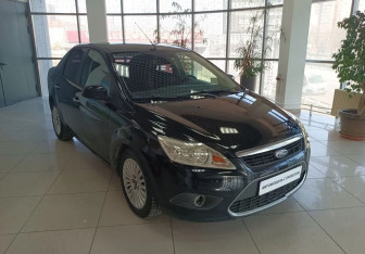 Подержанный автомобиль Ford Focus Sedan 2009 года (3 фото)